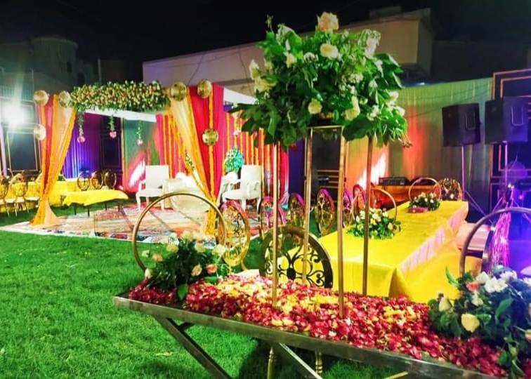 caterers in noida